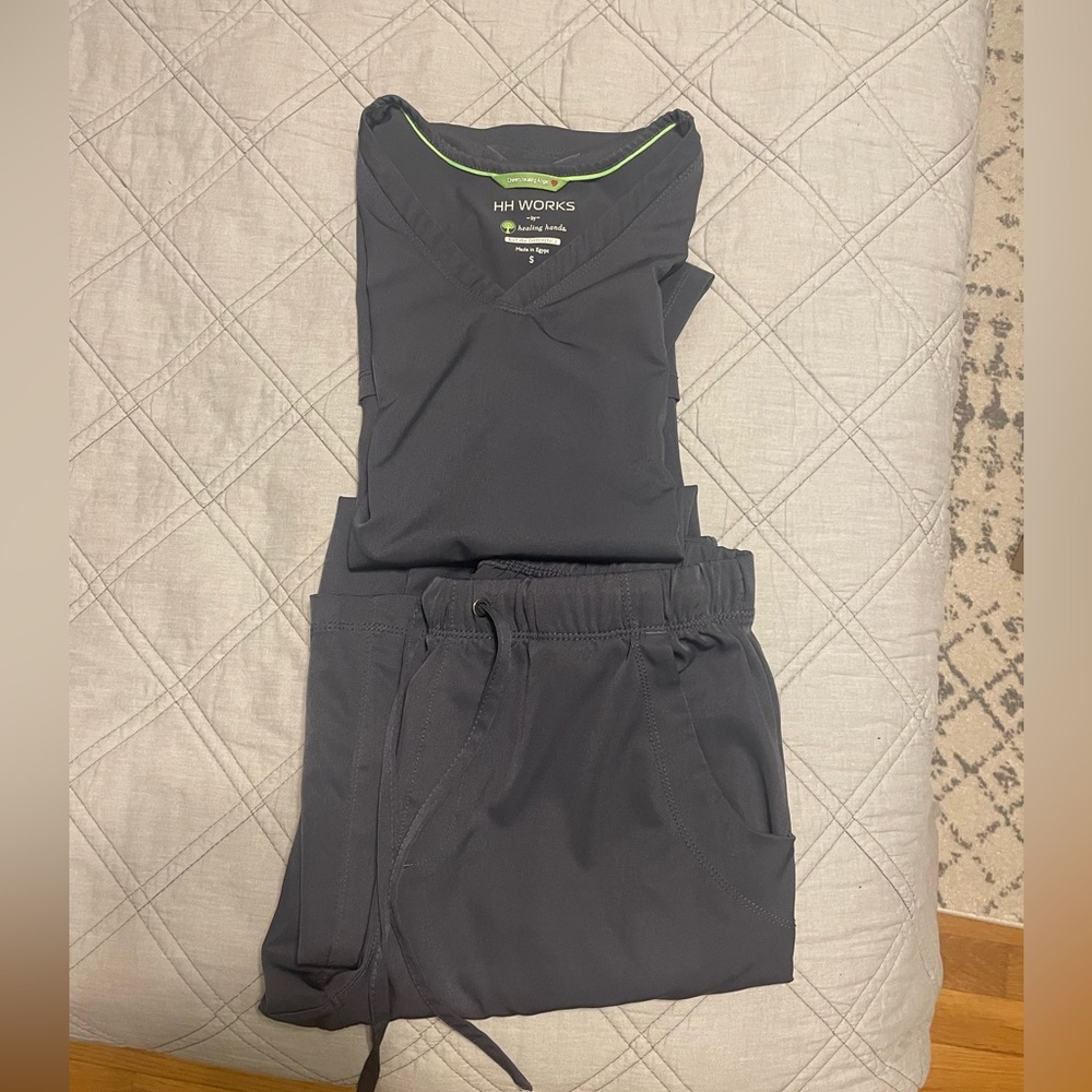 Healing hands grey scrub set